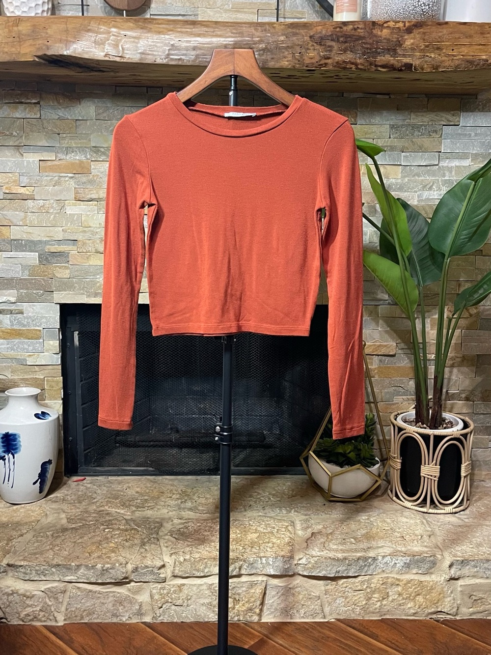 Zara Rust Orange Long-Sleeve Cropped Tee